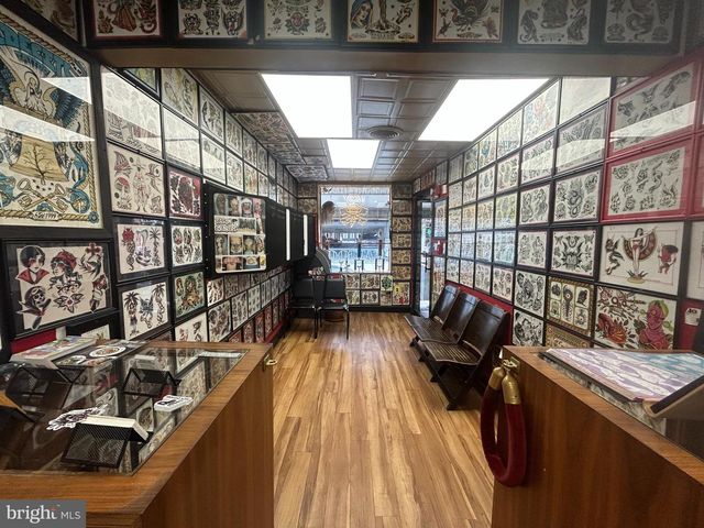 44 S 2ND ST, Philadelphia, PA 19106