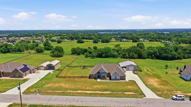 7609 Carter ranch Road, Azle, TX 76020