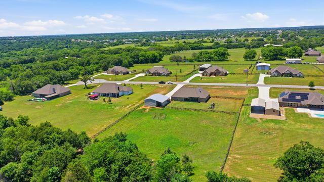 7609 Carter ranch Road, Azle, TX 76020