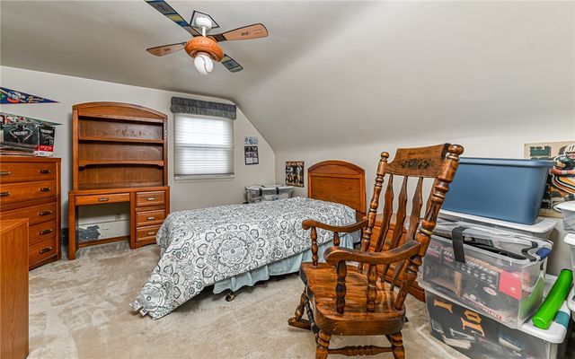 808 Forest Ave., Shaler, PA 15209