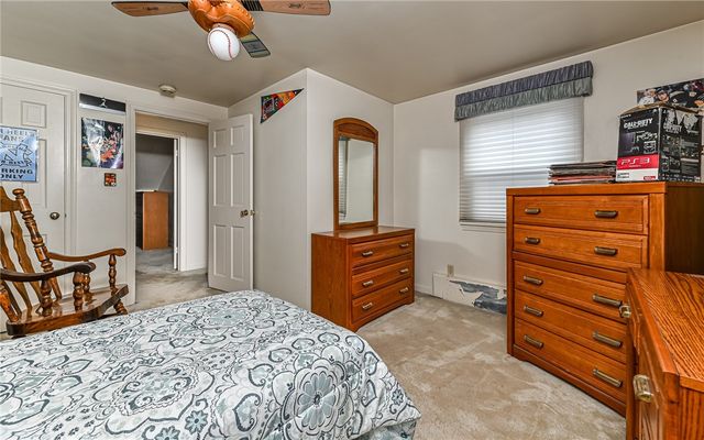 808 Forest Ave., Shaler, PA 15209