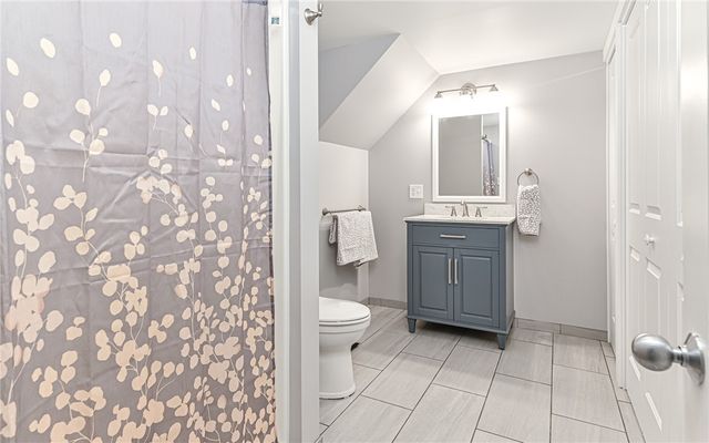 808 Forest Ave., Shaler, PA 15209