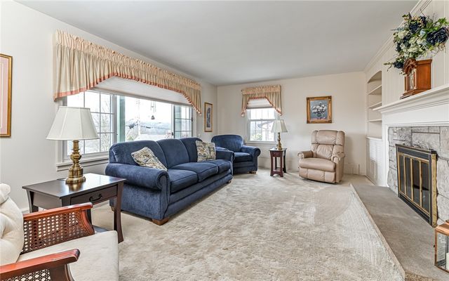 808 Forest Ave., Shaler, PA 15209