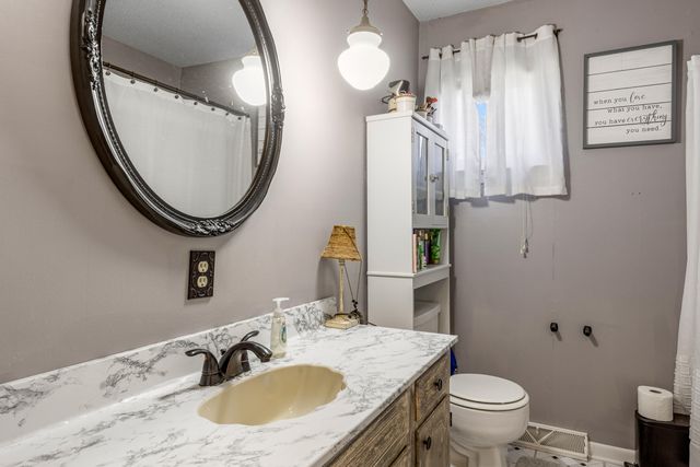 515 Hancock Road, Jasper, TN 37347