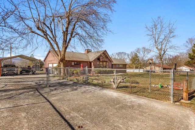 515 Hancock Road, Jasper, TN 37347