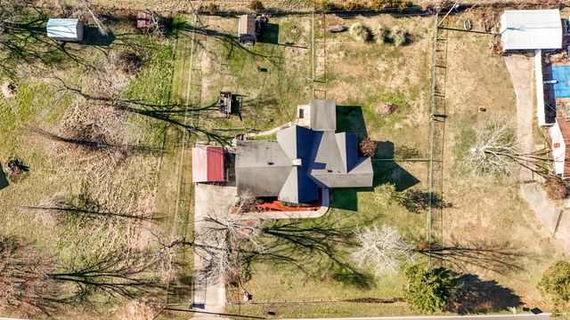 515 Hancock Road, Jasper, TN 37347