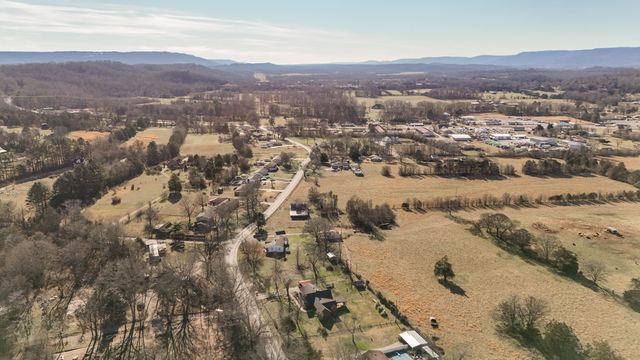 515 Hancock Road, Jasper, TN 37347