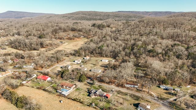 515 Hancock Road, Jasper, TN 37347