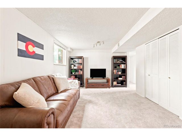 11636 W 37th Pl, Wheat Ridge, CO 80033
