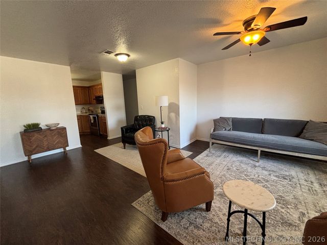 2509 Tanglewood Court, Ardmore, OK 73401