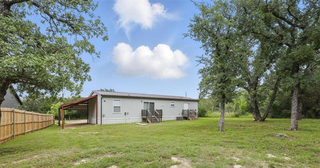 5904 S Lakeside Hills Court, Granbury, TX 76048