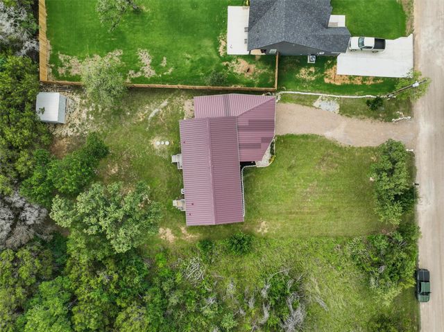 5904 S Lakeside Hills Court, Granbury, TX 76048