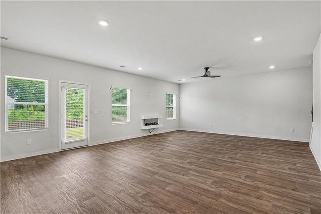 1217 Hibiscus Way, Mcdonough, GA 30253