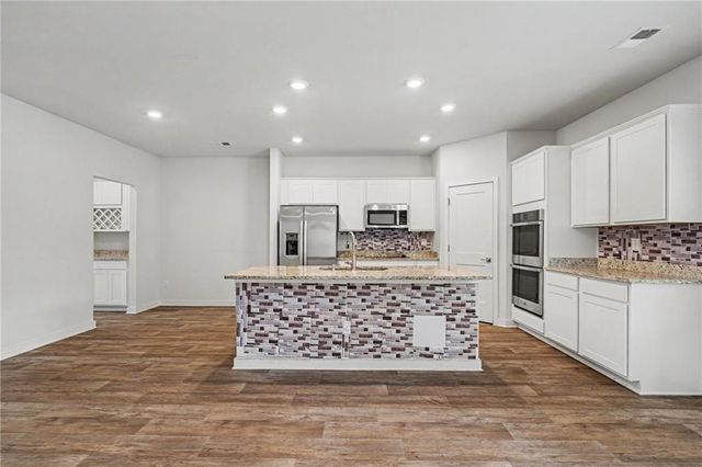 1217 Hibiscus Way, Mcdonough, GA 30253