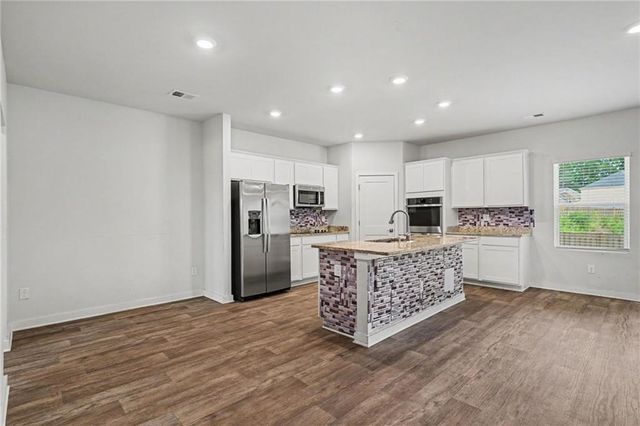 1217 Hibiscus Way, Mcdonough, GA 30253