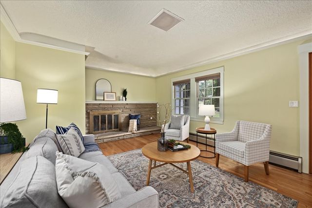 934 Poly Dr, Billings, MT 59102