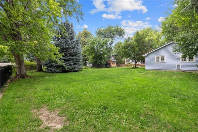 934 Poly Dr, Billings, MT 59102