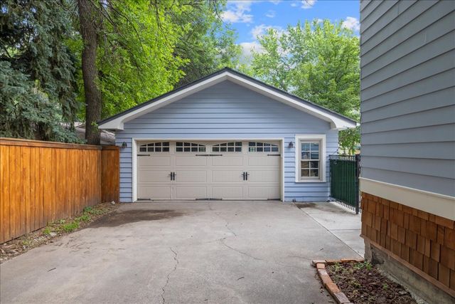 934 Poly Dr, Billings, MT 59102