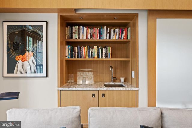 2323 PORTER ST NW, Washington, DC 20008