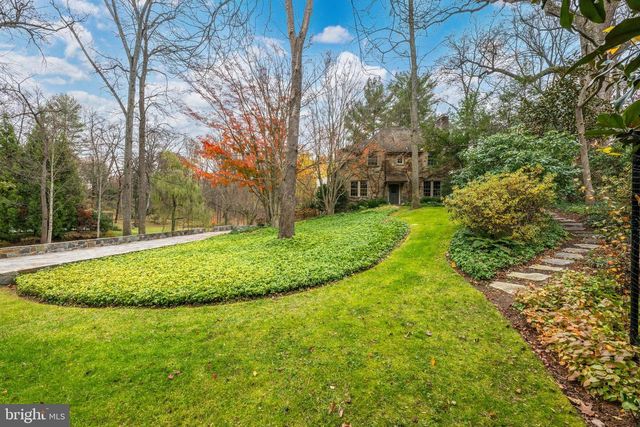 2323 PORTER ST NW, Washington, DC 20008