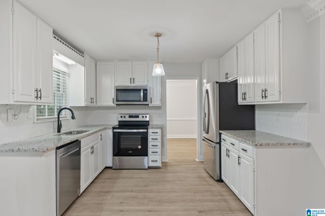 517 RUSSET VALLEY CIRCLE, Hoover, AL 35244