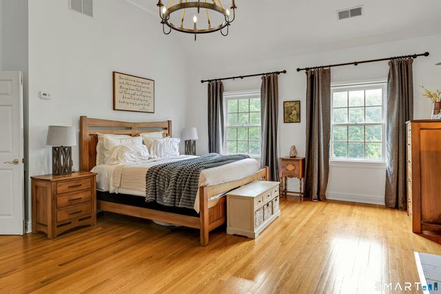 14 Turtle Ridge Court, Ridgefield, CT 06877