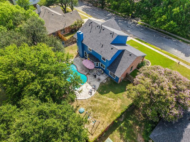 504 PLEASANT VALLEY DR, Pflugerville, TX 78660