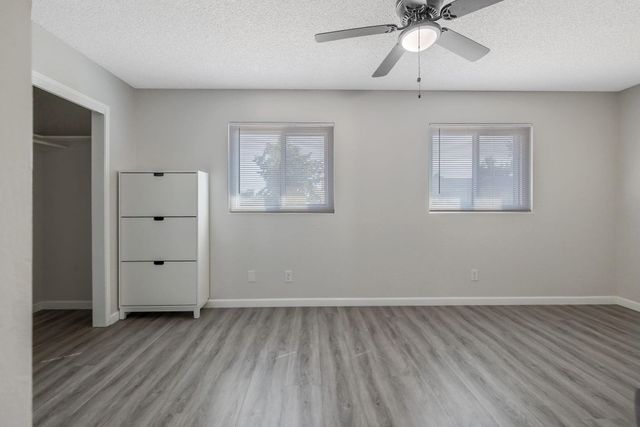 2024 E Laura Avenue, Visalia, CA 93292