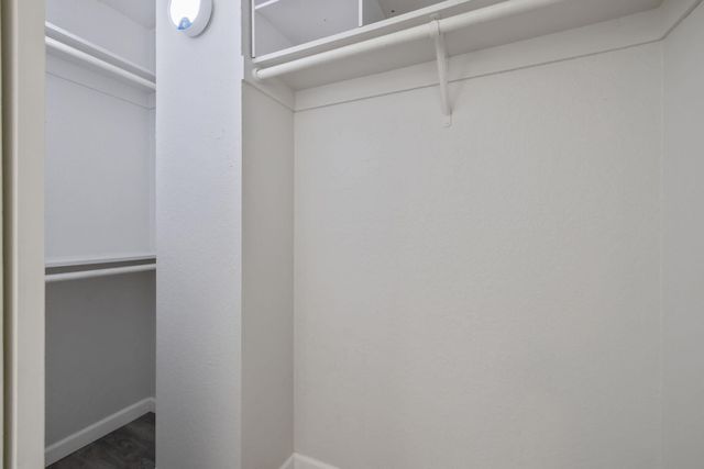 2024 E Laura Avenue, Visalia, CA 93292