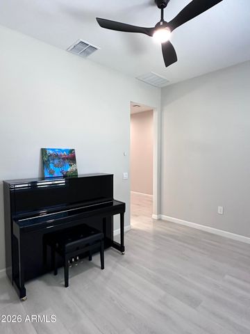 6039 E QUAIL Avenue, Phoenix, AZ 85054