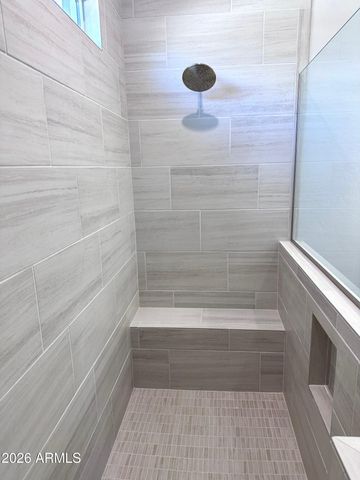 6039 E QUAIL Avenue, Phoenix, AZ 85054