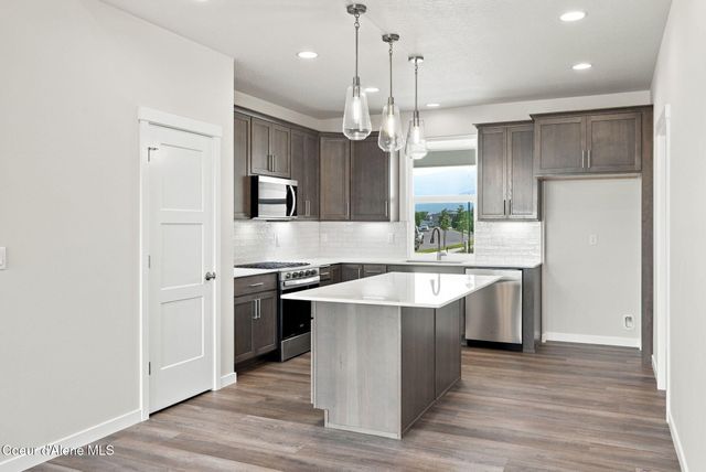 1965 W PLATTE AVE, Post Falls, ID 83854