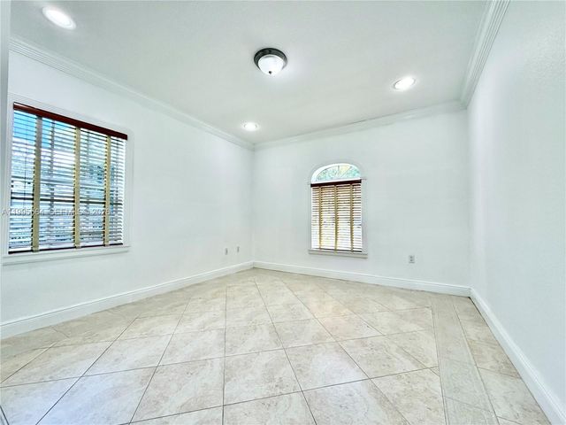 5023 NW 94th Doral Place 5023, Doral, FL 33178