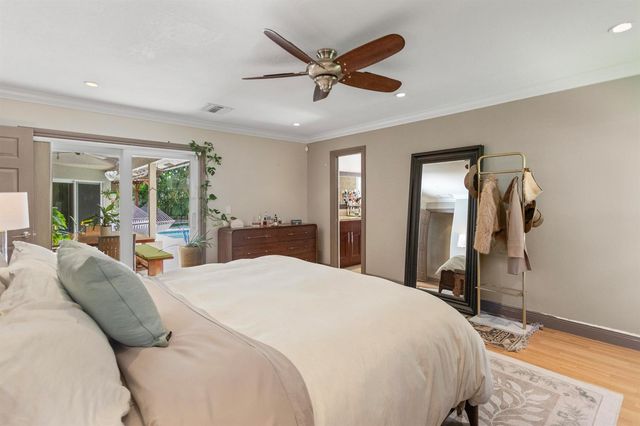 4050 NW 7th Lane, Delray Beach, FL 33445
