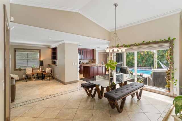 4050 NW 7th Lane, Delray Beach, FL 33445
