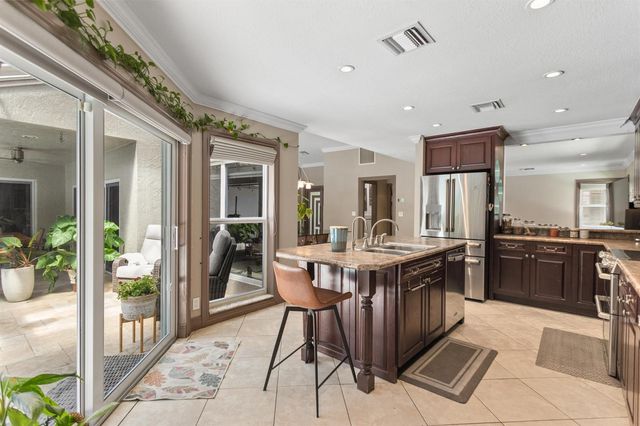 4050 NW 7th Lane, Delray Beach, FL 33445
