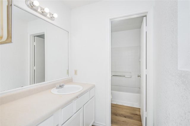 424 S Avenue B, Freeport, TX 77541