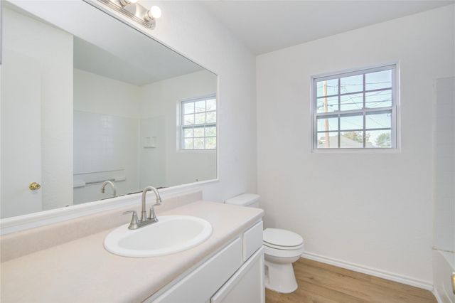 424 S Avenue B, Freeport, TX 77541