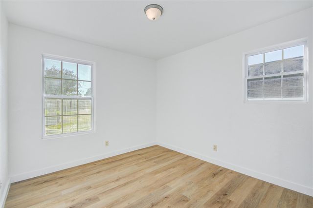 424 S Avenue B, Freeport, TX 77541