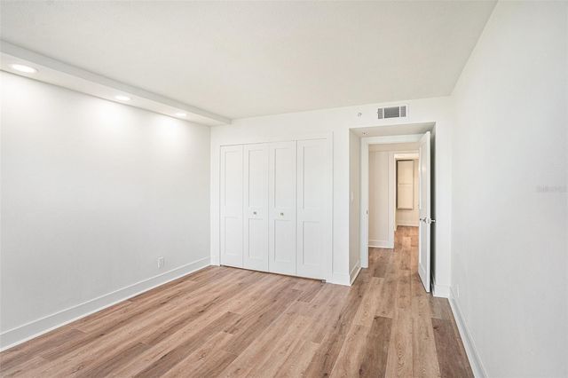 1480 GULF BOULEVARD 905, Clearwater Beach, FL 33767