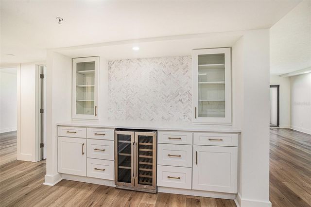 1480 GULF BOULEVARD 905, Clearwater Beach, FL 33767