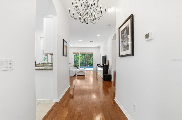 8123 CAMELLA LANE, Tampa, FL 33647