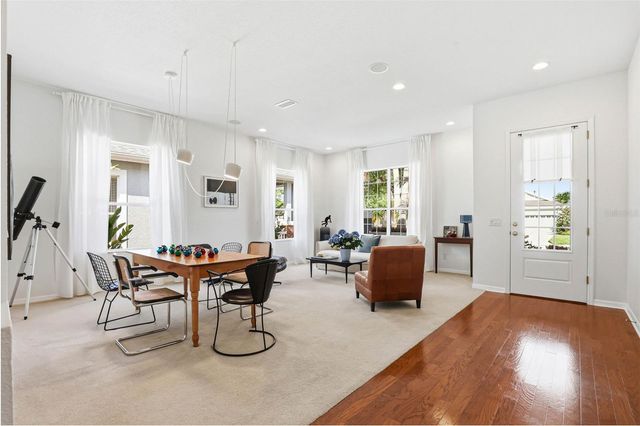 8123 CAMELLA LANE, Tampa, FL 33647