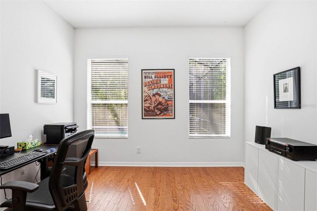 8123 CAMELLA LANE, Tampa, FL 33647