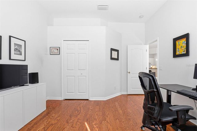 8123 CAMELLA LANE, Tampa, FL 33647