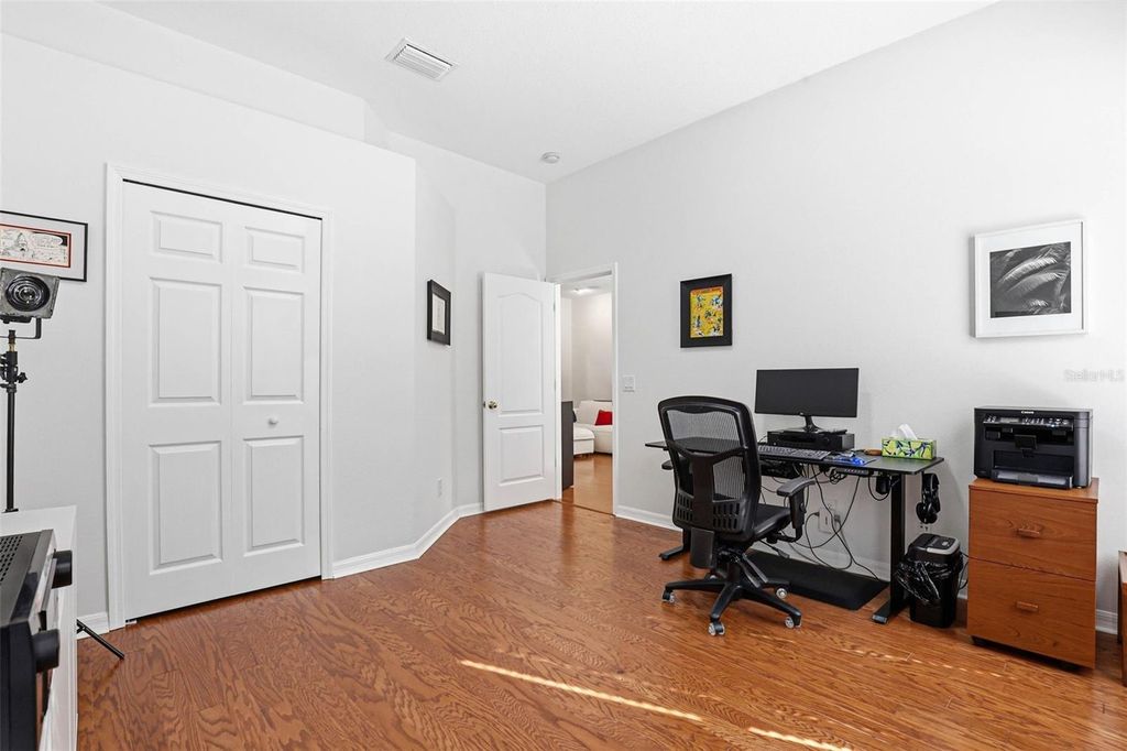 Image 53 of property listing at 8123 CAMELLA LANE, Tampa, FL 33647