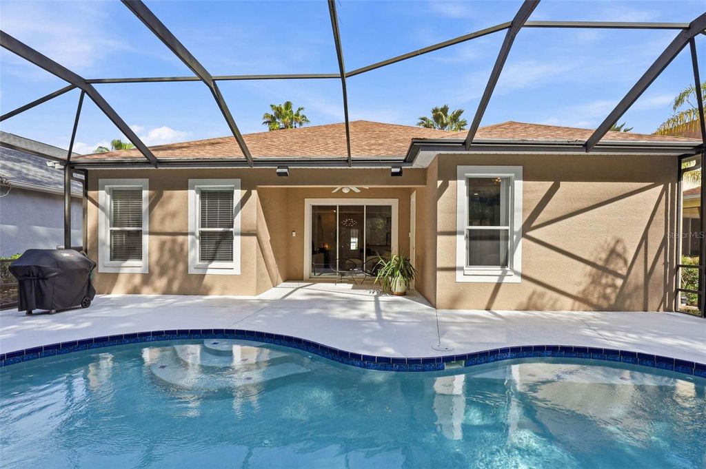 Image 62 of property listing at 8123 CAMELLA LANE, Tampa, FL 33647