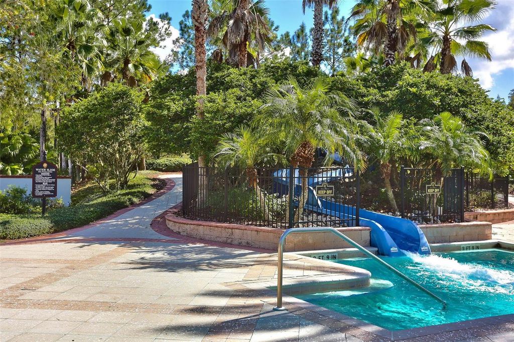 Image 96 of property listing at 8123 CAMELLA LANE, Tampa, FL 33647