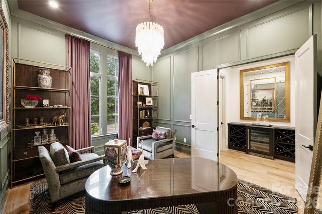 1525 Lynway Drive, Charlotte, NC 28203