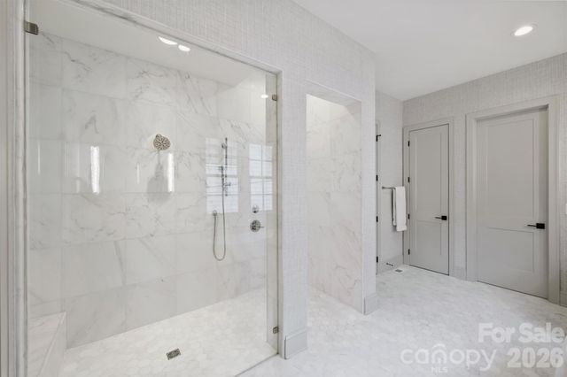 1525 Lynway Drive, Charlotte, NC 28203